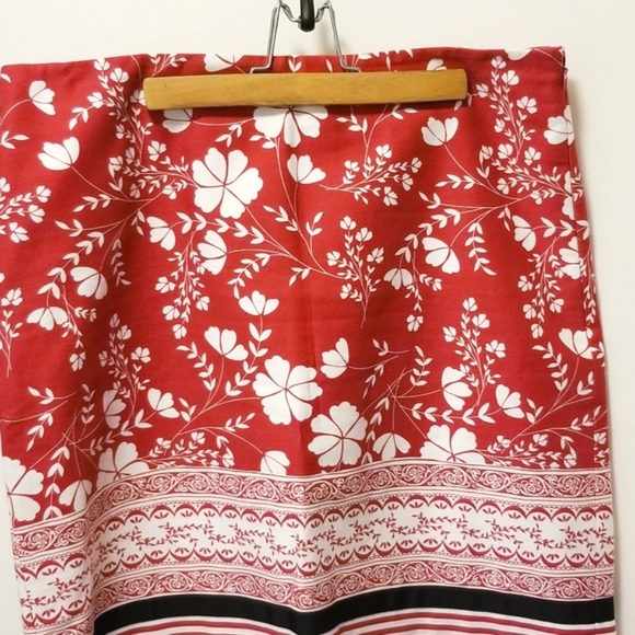 Ann Taylor Loft Floral Striped,Red White Black - Picture 11 of 13